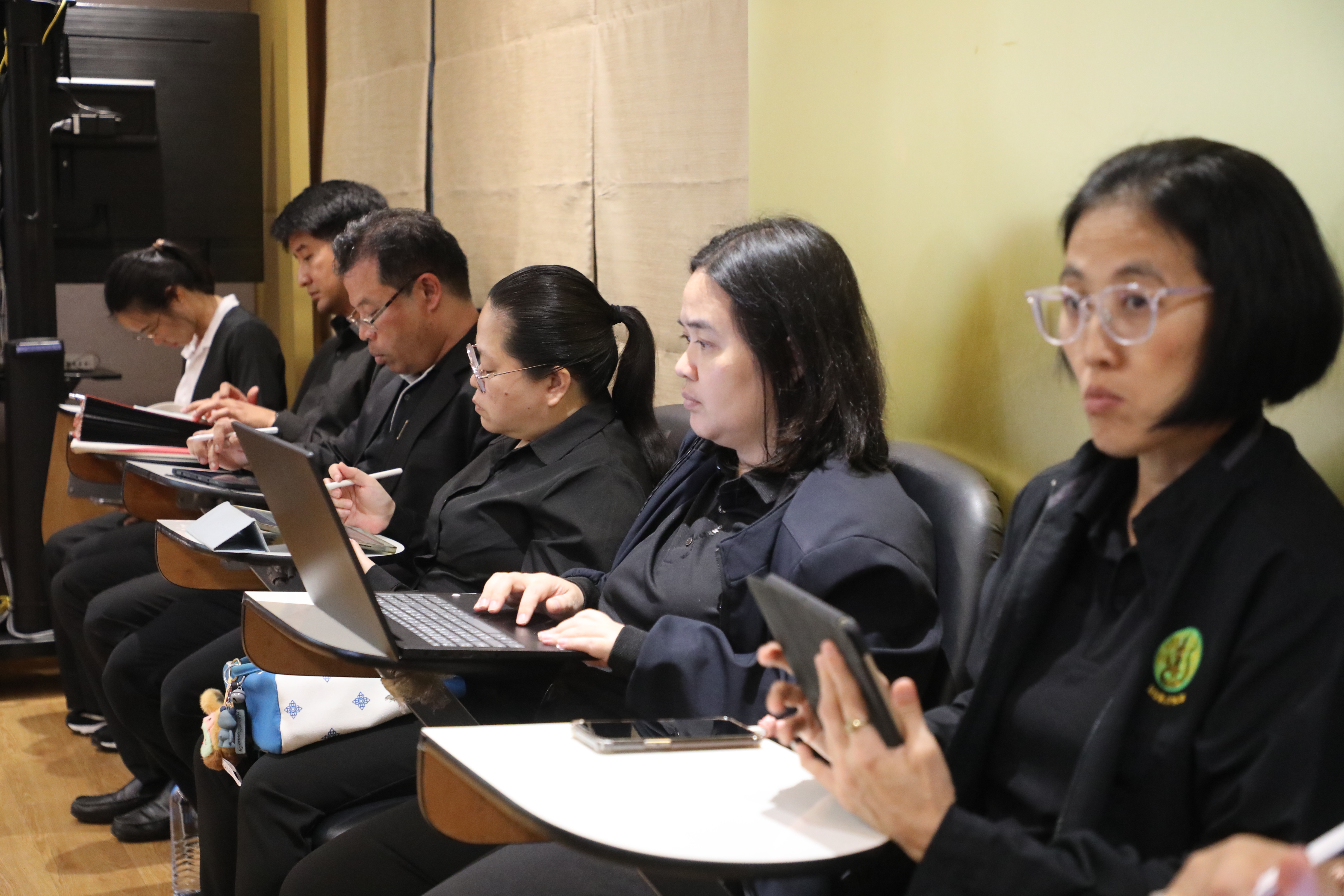 title - ส.ป.ก. เข้าร่วมประชุม การจัดทำงบประมาณรายจ่ายประจำปีงบประมาณ พ.ศ. 2570